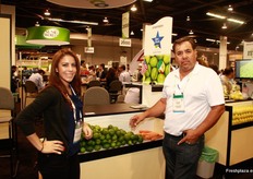 Hugo Rivera y Izamar Acevedo, STAR FRESH.