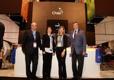 Carlos Cruzat (KIWIFRUT FROM CHILE, Monserrat Valenzuela (CITRUS FROM CHILE) Karen Brux (FRUITS FROM CHILE) Y Ronald Bown (FruitS from CHILE).