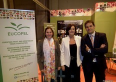 ¡Aquí de nuevo!... pero en diferente orden. A la izquierda, Alba Ridao-Bouloumié, secretaria general de Eucofel