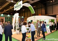 Estand de la casa de semlllas Seminis