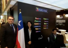 Christian Carvajal, representante de ASOEX en España y Lorena Sepúlveda, Directora de la Oficina Comercial de Chile (ProChile) en España.