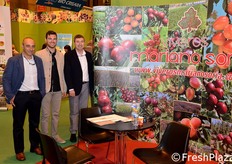 Personal del estand de Viveros Mariano Soria.