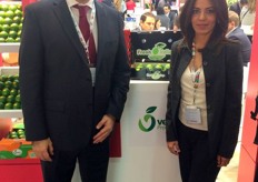 Antonio y July Velázquez de Veca Produce SA, exportador de limon persa de Mexico.