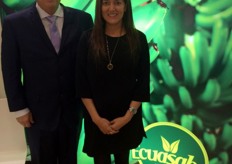 Fernando Rodriguez y Katherine Ubilla de Ecuasabor, exportadora bananera.