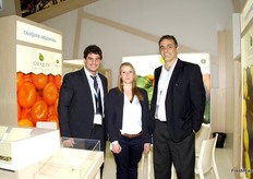 Diego Pérez, Claudia Raschke y Nicolás Campbell de CAUQUEN.