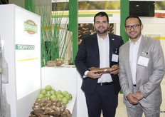 Joshua Guerrero y Edgar Medina de Tropi Foods, Costa Rica.