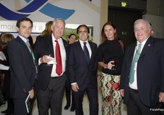 ALL LEMON, el sello de calidad para los limones de exportación de Argentina, celebró su quinto aniversario en Fruit Logistica 2015, Berlín, con la presentación oficial de Think Lemon, el portal web más completo con información sobre el limón. El gran objetivo de esta campaña es contribuir a mejorar la calidad de vida de la gente, dando a conocer más y mejor las bondades y usos de esta magnífica fruta.