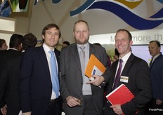 Guillermo Lamarca (LATIN LEMON), Cédric Lejeune y Yves Eeman (UNIVEG) presentes en el stand de ALL LEMON,que celebró su quinto aniversario en Fruit Logistica 2015, Berlín, con la presentación oficial de Think Lemon, el portal web más completo con información sobre el limón.