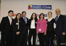 Carlos Cruzat, presidente del Comité del Kiwi; Andres Armstrong, director ejecutivo Comité del Blueberry; Montserrat Valenzuela, Gerente Ejecutivo Comité de Citricos; Tessa Traeger, Clarisa Dacosta y Gabriela Argemon, FRUITS FROM CHILE.