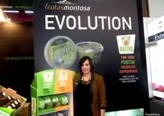 "Lucía Polo, responsable de marketing de Frutas Montosa, promocionando su nueva marca NATIVE para el segmento "ready to eat" y el guacamole natural elborado con un 95% de aguacate."