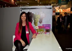 Mónica Murcia, técnico de campo de UVASDOCE, empresa alicantina líder en producción de uva.