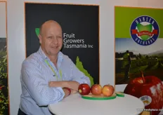 Phil Pyke haciendo un excelente trabajo con la promoción de Fruit Growers Tasmania.