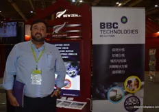 Murat Durgun en el estand de BBC Technologies.