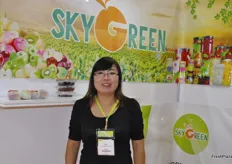 Dalian Skygreen Trading Co., Ltd. está sita en Dalián, en el norte de China. Skygreen comercializa manzanas, jengibre y ajo, que exporta a Bangladés, Sri Lanka, Tailandia, Indonesia, Rusia y los Estados Unidos. Leslie da la bienvenida a todos los clientes internacionales en Fruit Logistica.