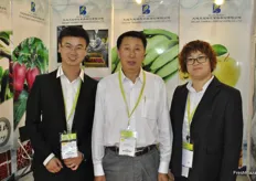 Dalian Tianbao Green Foods Co., Ltd. está dirigida por un entusiasta equipo: Baggio Wang es el gerente de importación y exportación, Liu Hongliang es el vicepresidente y Margure Lin, la gerente de ventas. La compañía importa y exporta frutas y hortalizas, así como productos exóticos.