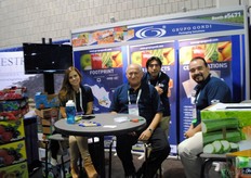 Por primera vez en la PMA este año, el Grupo Gondi, de México. El equipo está formado por Marcela González, Arturo Ledezma, Mauricio Monjardin, Alberto Maldonado.