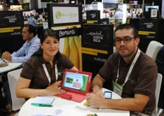 Grettel Zahner y Alejandro Araya, de Surá Green, productores costarricenses de banana.
