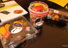 Estos productos tienen una presentación única en el mercado, ofreciendo en un mismo pack aguacate, mini pimientos dulces multicolor y tomates cherry de varios colores y sabores.