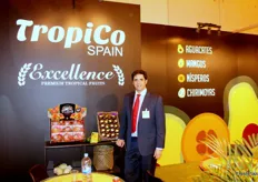 Óscar Ramírez Soto, Director Comercial de Tropico Spain, de Málaga, presentando su nueva campaña de frutas tropicales.