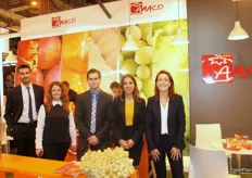 Stand de la empresa muricana AMACO, promocionando su uva de mesa.