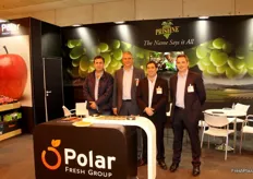 Equipo del stand de Polar Fresh Group, especialistas en uvas de mesa.
