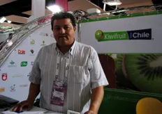 Cristian Gonzalez de Comite del Kiwi.