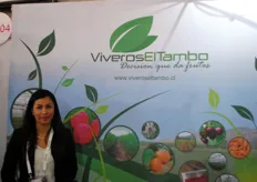 Leslya Arriaza de Viveros El Tambo.