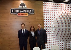Equipo comercial de Fruits de Ponent, la mayor productora y comercializadora de fruta de hueso de Europa.