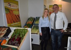 Stand de Taliflor, con Cristóbal Díaz y Anna Boruch.