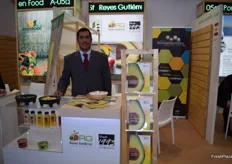 Ramón Pieve, del departamento comercial de Reyes Gutiérrez, empresa malagueña de frutas tropicales.
