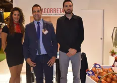 Empresa española productora de cebollas Agorretta estuvo presente en la feria con Consuelo Mendoza, Alberto Agorreta y David Guillot.