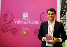 José Maria Santa Bárbara, de Vale da Rosa, en Portugal. La compañía es conocida por su uvas sin pepitas.