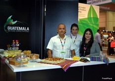 De la organización de Proyectos Internacionales guatemalteca: Gabriela Gonzales, Carina Díaz y Mario Cruz.