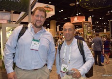 Michael Nymann de South Logistics y Juan Carlos Rivera de APEM, la Asociación de productores de Mango Peruano.