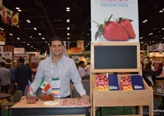 Ricardo Leon de Mission Frozenfoods, productores de berries, principalmente fresas.