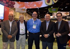 Arturo Medina de Prohass, Carlos Zamorano de Provid, Tony Roman, James Bosworth y Ricardo Romero.