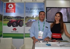 Rodrigo Martínez y Montserrat cartes de DercoMaq.