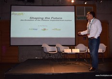 Kurt Huang, Gerente general de Shanghai Oheng Import & Export Co., Lt, durante su exposición sobre las oportunidades que China significa para Chile.