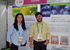 Alejandra León y Sebastian Cáceres de Smartpac.
