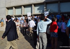 Gran acogida del cierre del primer día de feria.