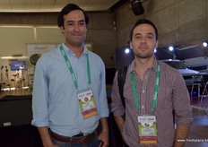 Joaquin Suarez y Vicente del Villar de la exportadora Santa Elena visitaron la feria.