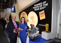José Vercher y su hija en el stand de Bollo, empresa ganadora del premio Sabor del Año 2017.