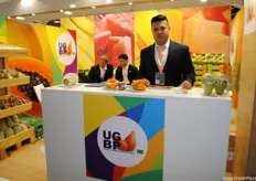 Edwin Gonzalez de UGBP, Unión de Cultivadores de Papaya Brasileña.