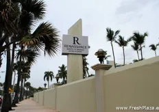 La feria está en el hotel de Renaissande en Santo Domingo.
