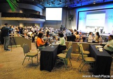 "Estaba empresas con más de 30 "matches" y así las reuniones"