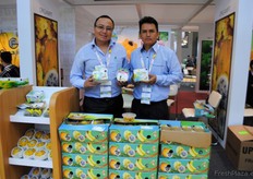 Bayron Oritz y Xavier Mejía Román, de Organpit Ecuador.