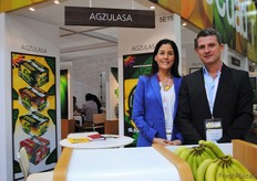 Marianela Ubilla e Ignacio Lamas, de Agzulasa Ecuador, intentando diversificarse con bananas rojas, bananas baby y también exportación de plátanos.