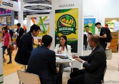 Marianela Ubilla, de Agzulasa, Ecuador.