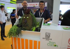 Agustín Cambero Monroy y Rodrigo Lumbreras Apodaca, de Agro San Carlos, México.