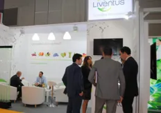 La empresa chilena Liventus, ocupada con reuniones durante la feria.